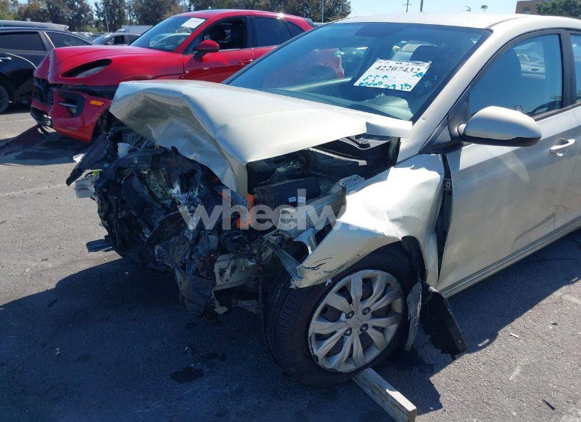 Photo 6 of 2019 Hyundai Accent SE (VIN 3KPC24A34KE045556)