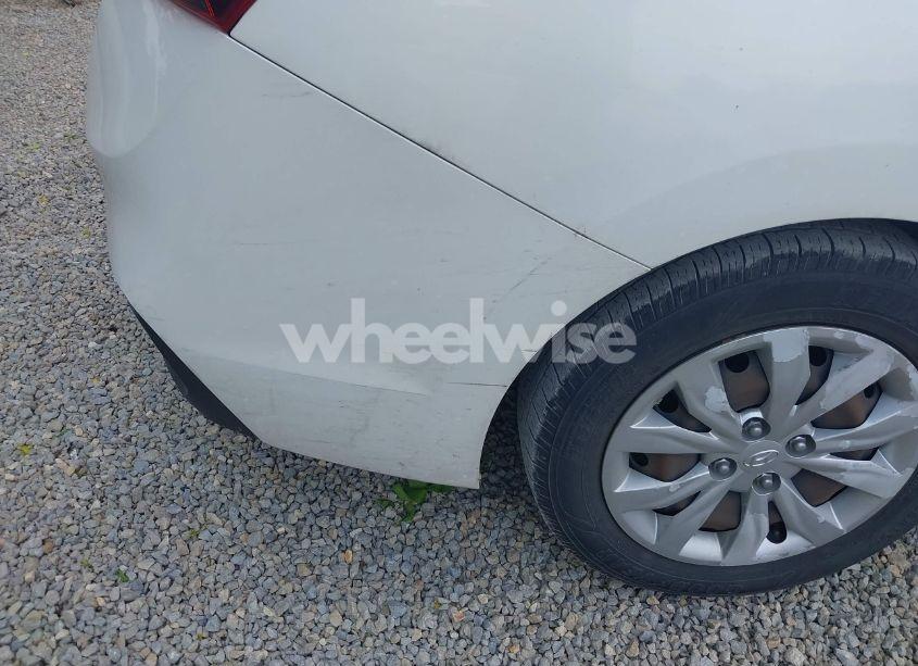 Photo 18 of 2019 Hyundai Accent SE (VIN 3KPC24A34KE052121)