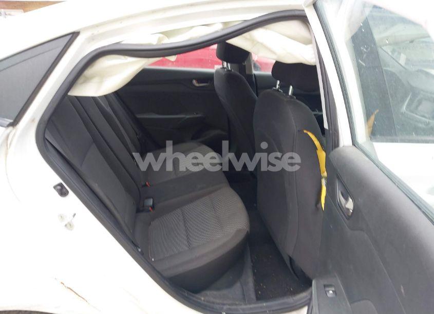 Photo 8 of 2019 Hyundai Accent SE (VIN 3KPC24A34KE061482)