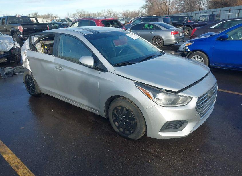 2019 Hyundai Accent SE (VIN 3KPC24A34KE067797) main photo