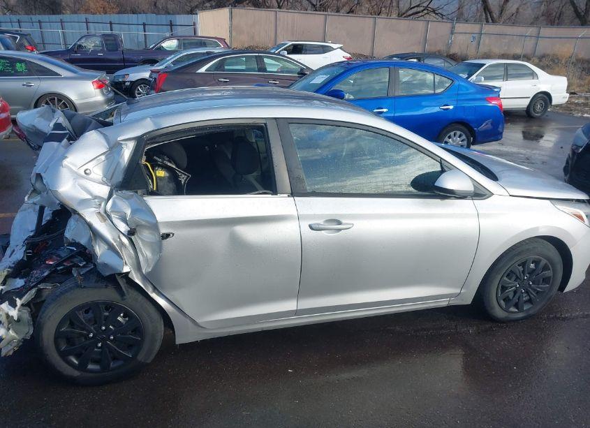 Photo 13 of 2019 Hyundai Accent SE (VIN 3KPC24A34KE067797)