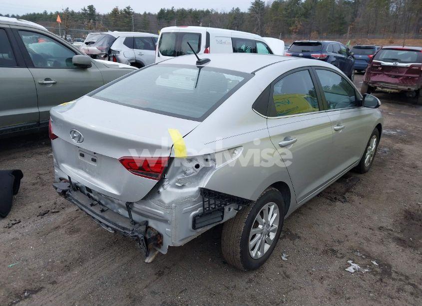 Photo 4 of 2019 Hyundai Accent SEL (VIN 3KPC24A34KE069422)
