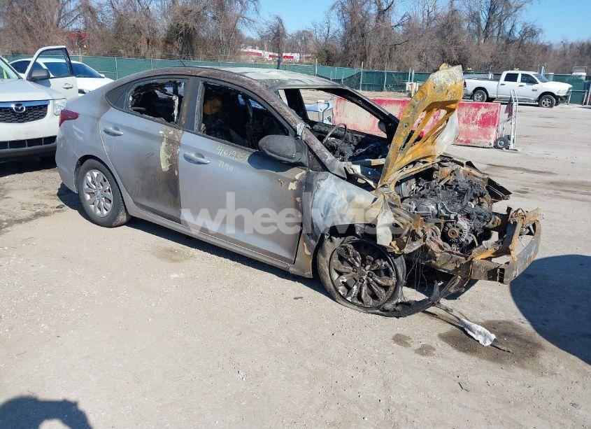 2019 Hyundai Accent SE (VIN 3KPC24A34KE077133) main photo