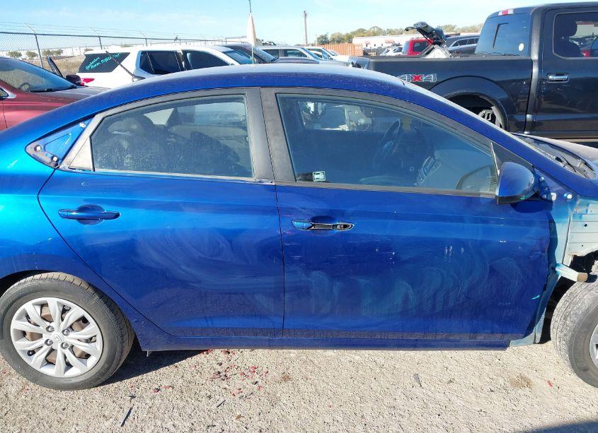 Photo 13 of 2018 Hyundai Accent SE (VIN 3KPC24A35JE022057)