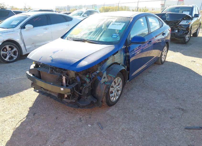 Photo 2 of 2018 Hyundai Accent SE (VIN 3KPC24A35JE022057)