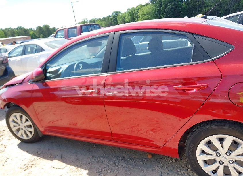 Photo 13 of 2019 Hyundai Accent SE (VIN 3KPC24A35KE064617)