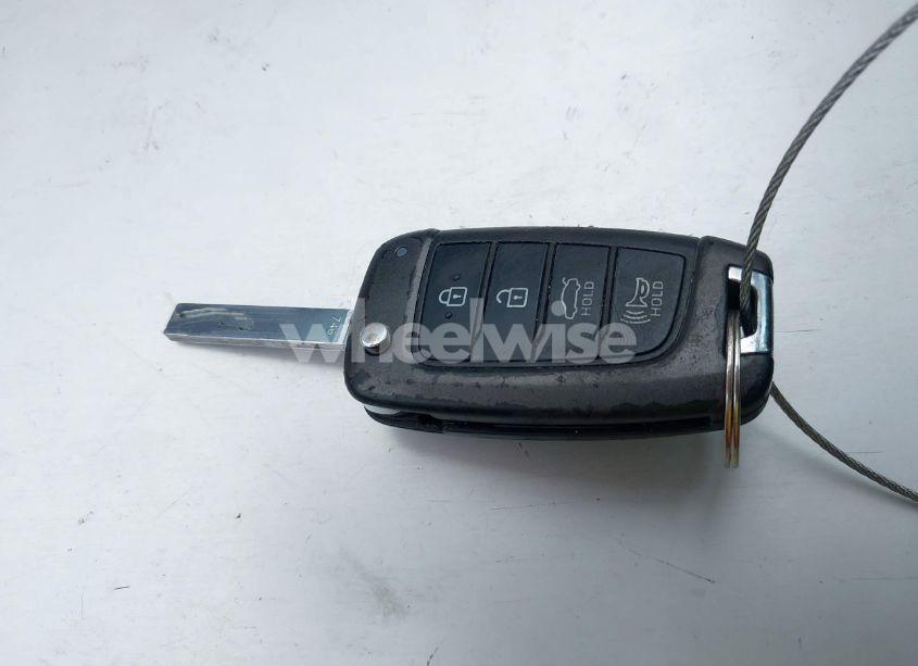 Photo 11 of 2019 Hyundai Accent SEL (VIN 3KPC24A35KE065900)