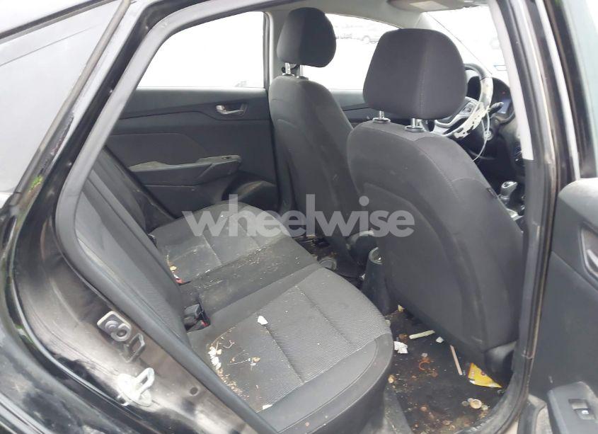 Photo 8 of 2019 Hyundai Accent SE (VIN 3KPC24A35KE073169)