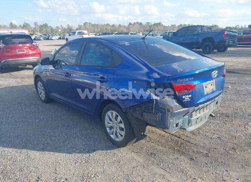 Photo 3 of 2019 Hyundai Accent SE (VIN 3KPC24A35KE076914)