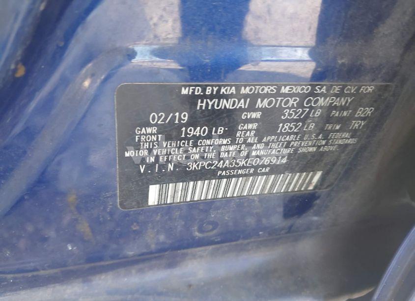 Photo 9 of 2019 Hyundai Accent SE (VIN 3KPC24A35KE076914)