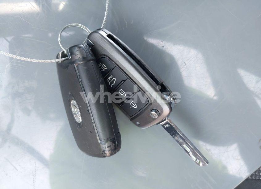 Photo 11 of 2019 Hyundai Accent SE (VIN 3KPC24A35KE082390)