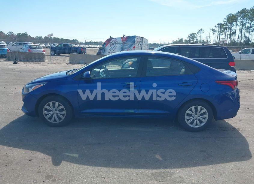 Photo 14 of 2019 Hyundai Accent SE (VIN 3KPC24A35KE082390)