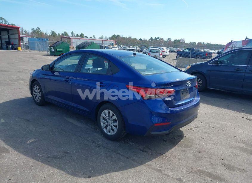 Photo 3 of 2019 Hyundai Accent SE (VIN 3KPC24A35KE082390)