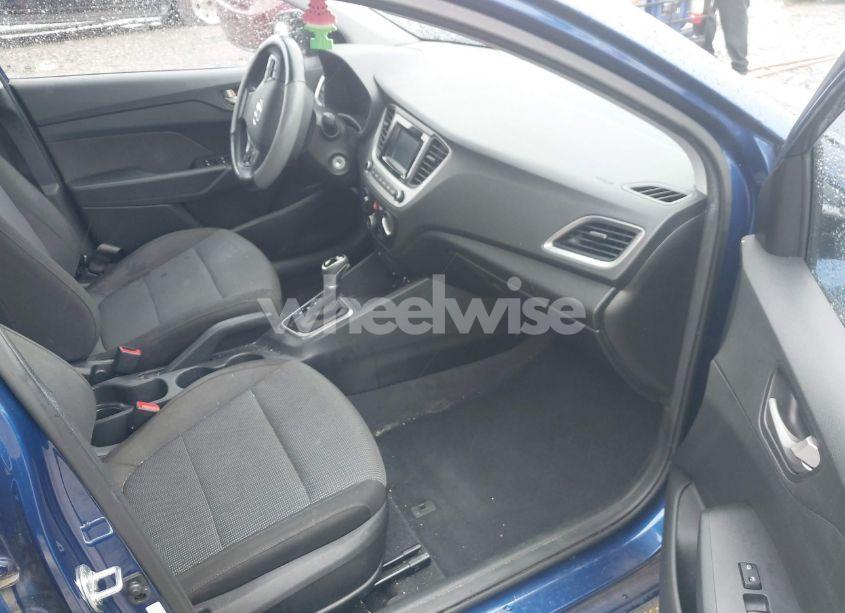 Photo 5 of 2018 Hyundai Accent SE (VIN 3KPC24A36JE023671)