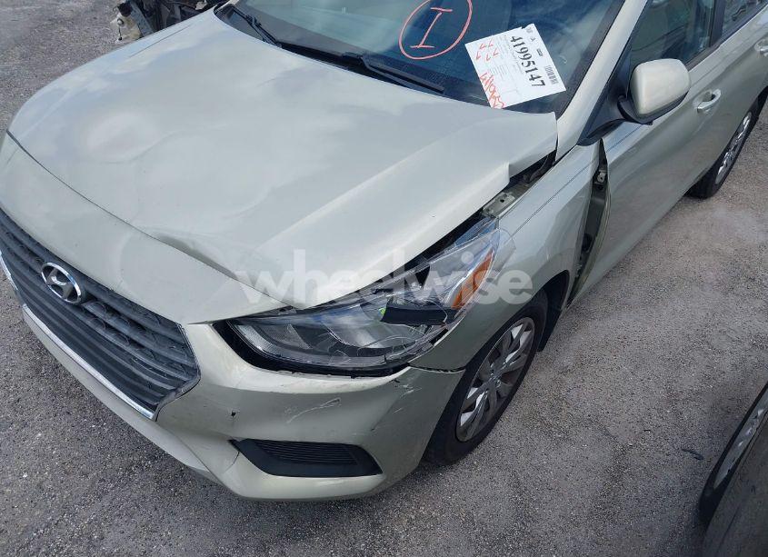 Photo 12 of 2018 Hyundai Accent SE (VIN 3KPC24A36JE033486)