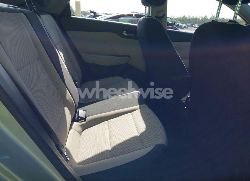 Photo 8 of 2018 Hyundai Accent SE (VIN 3KPC24A36JE033486)