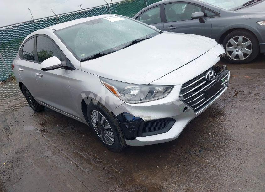 2019 Hyundai Accent SE (VIN 3KPC24A36KE056459) main photo