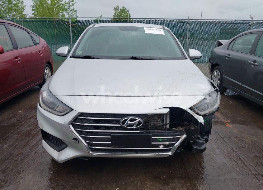 Photo 12 of 2019 Hyundai Accent SE (VIN 3KPC24A36KE056459)