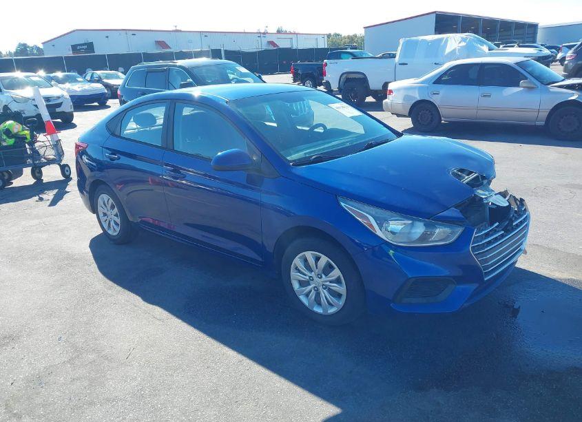 2019 Hyundai Accent SE (VIN 3KPC24A36KE070698) main photo