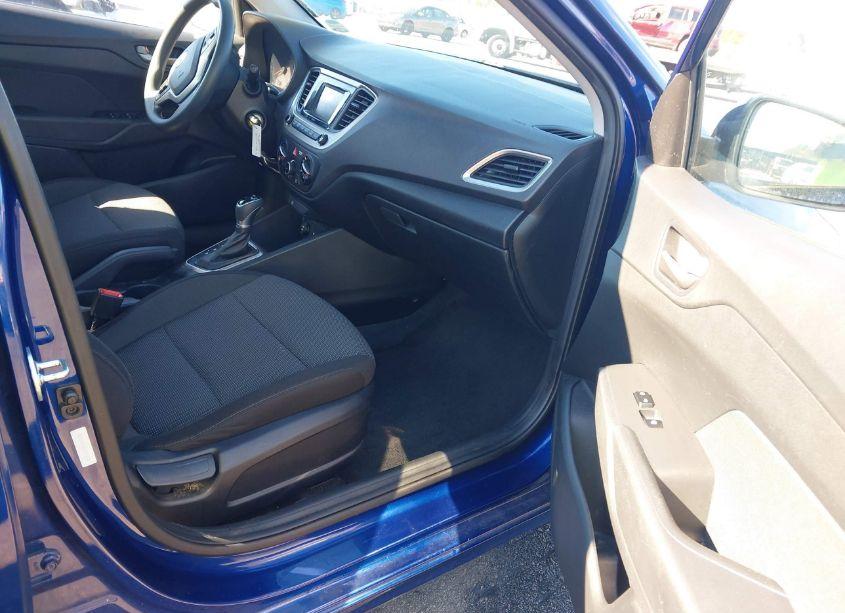 Photo 5 of 2019 Hyundai Accent SE (VIN 3KPC24A36KE070698)