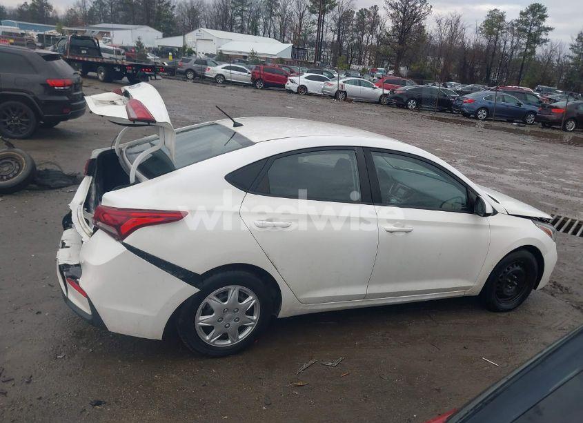 Photo 13 of 2019 Hyundai Accent SE (VIN 3KPC24A37KE041226)