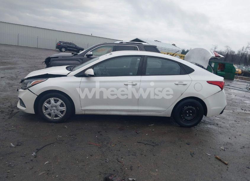Photo 14 of 2019 Hyundai Accent SE (VIN 3KPC24A37KE041226)