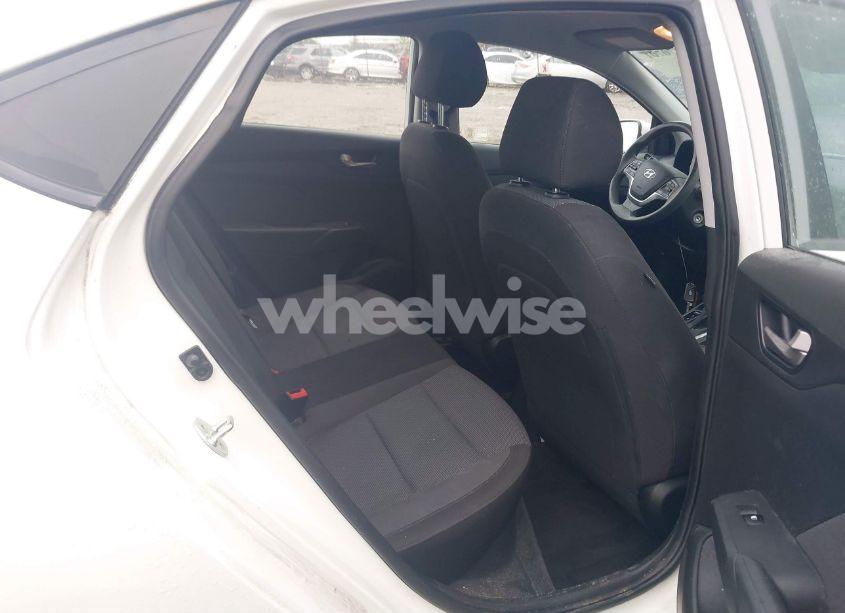 Photo 8 of 2019 Hyundai Accent SE (VIN 3KPC24A37KE041226)