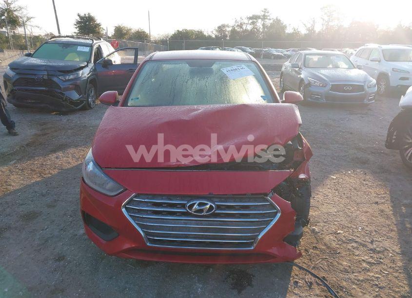 Photo 12 of 2019 Hyundai Accent SE (VIN 3KPC24A37KE042988)