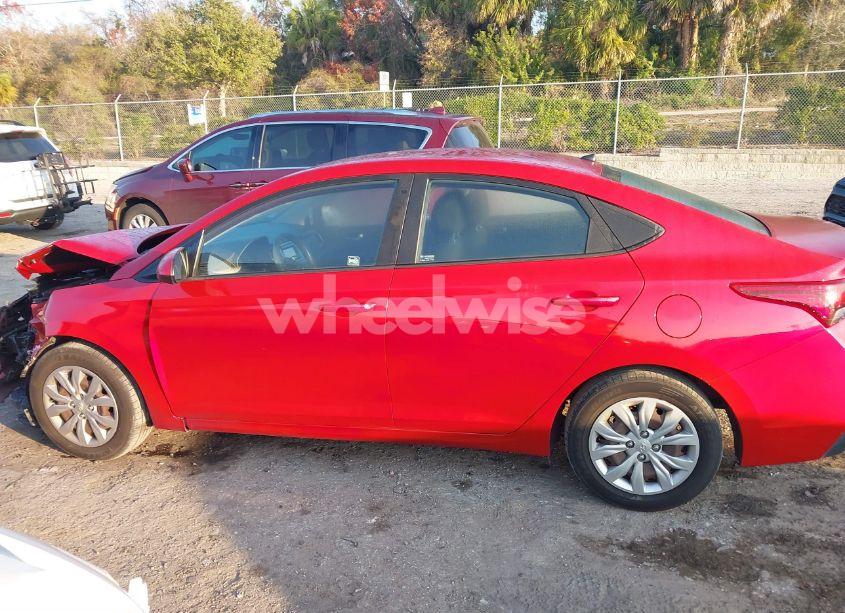 Photo 14 of 2019 Hyundai Accent SE (VIN 3KPC24A37KE042988)
