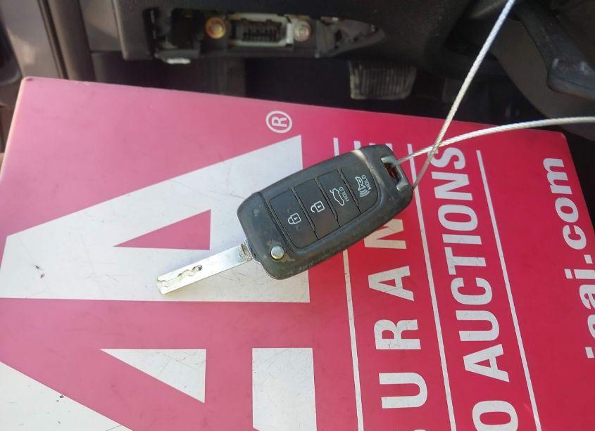 Photo 11 of 2019 Hyundai Accent SE (VIN 3KPC24A37KE049777)