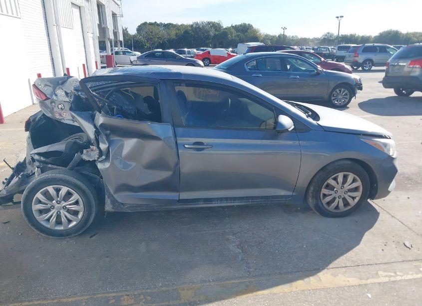 Photo 13 of 2019 Hyundai Accent SE (VIN 3KPC24A37KE049777)