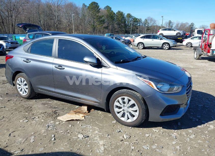 Photo 13 of 2019 Hyundai Accent SE (VIN 3KPC24A37KE056972)
