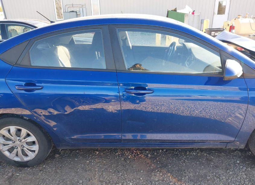 Photo 13 of 2019 Hyundai Accent SE (VIN 3KPC24A37KE060827)