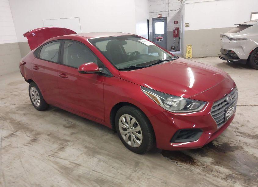 2018 Hyundai Accent SE (VIN 3KPC24A38JE006063) main photo