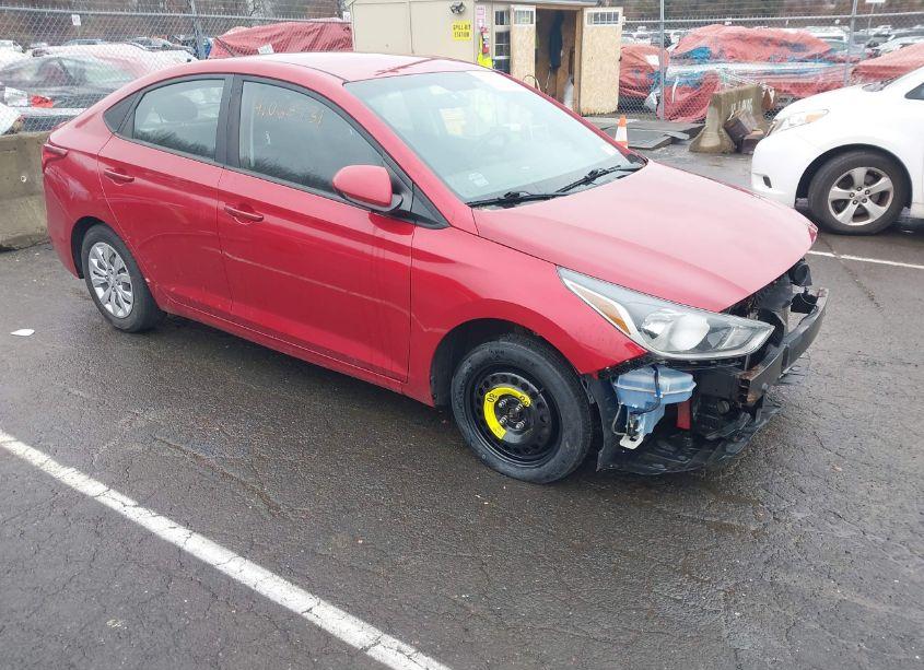 2018 Hyundai Accent SE (VIN 3KPC24A38JE025728) main photo