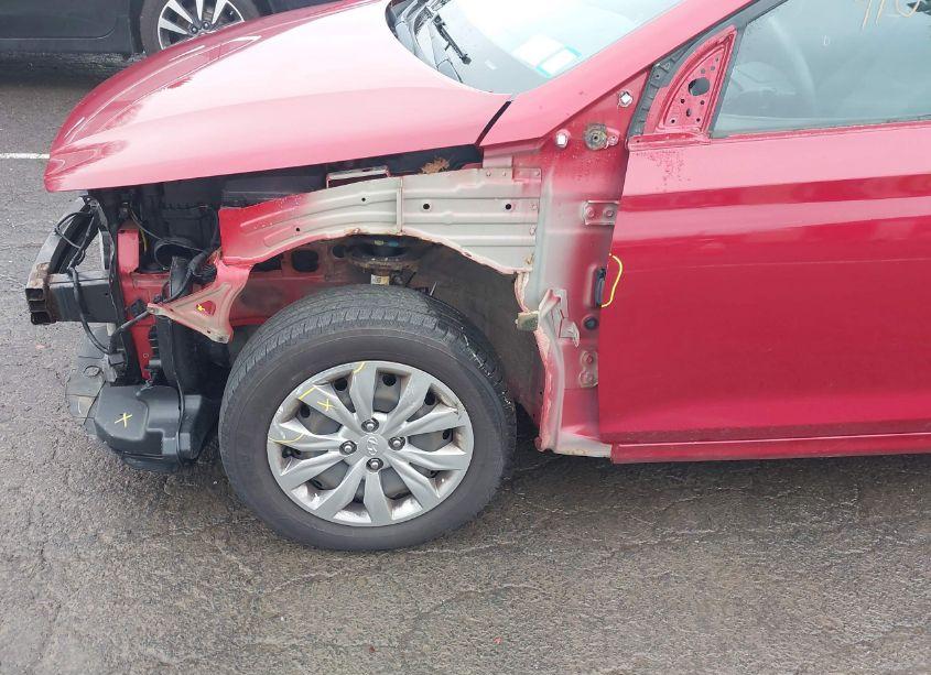 Photo 18 of 2018 Hyundai Accent SE (VIN 3KPC24A38JE025728)