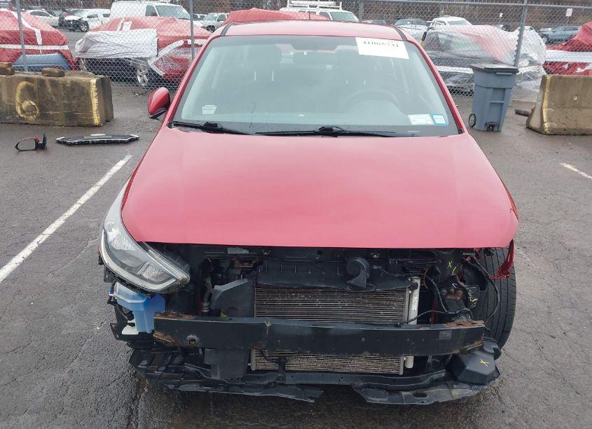 Photo 6 of 2018 Hyundai Accent SE (VIN 3KPC24A38JE025728)