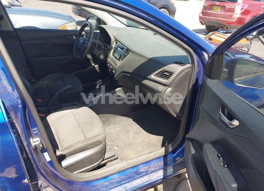 Photo 5 of 2019 Hyundai Accent SE (VIN 3KPC24A38KE056589)