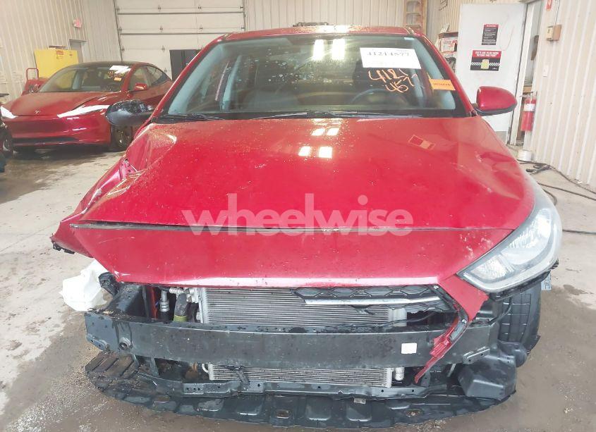 Photo 13 of 2019 Hyundai Accent SE (VIN 3KPC24A38KE058973)