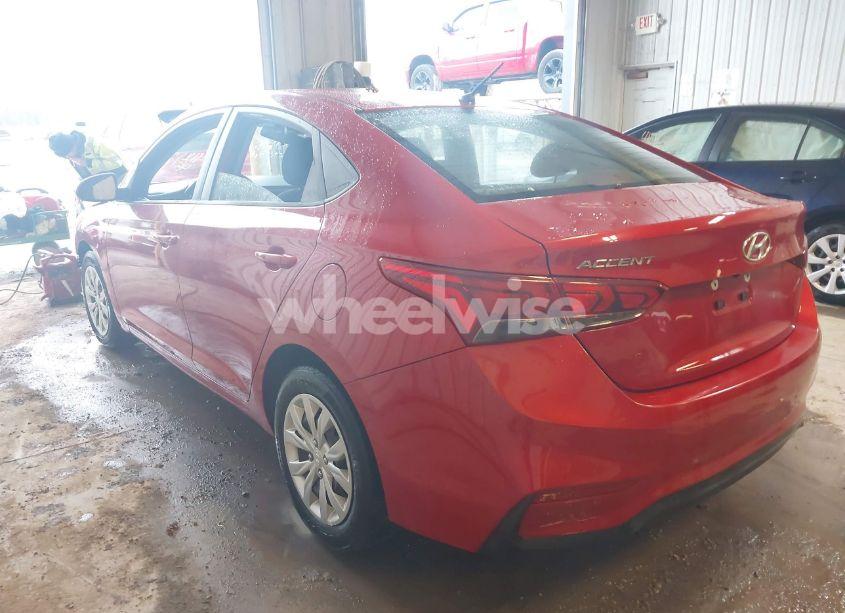 Photo 3 of 2019 Hyundai Accent SE (VIN 3KPC24A38KE058973)
