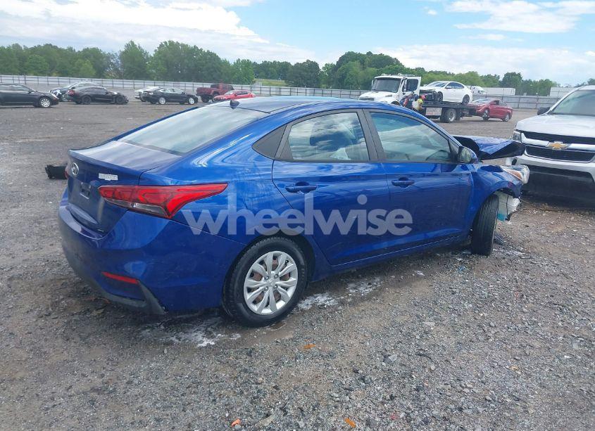 Photo 4 of 2019 Hyundai Accent SE (VIN 3KPC24A38KE069567)