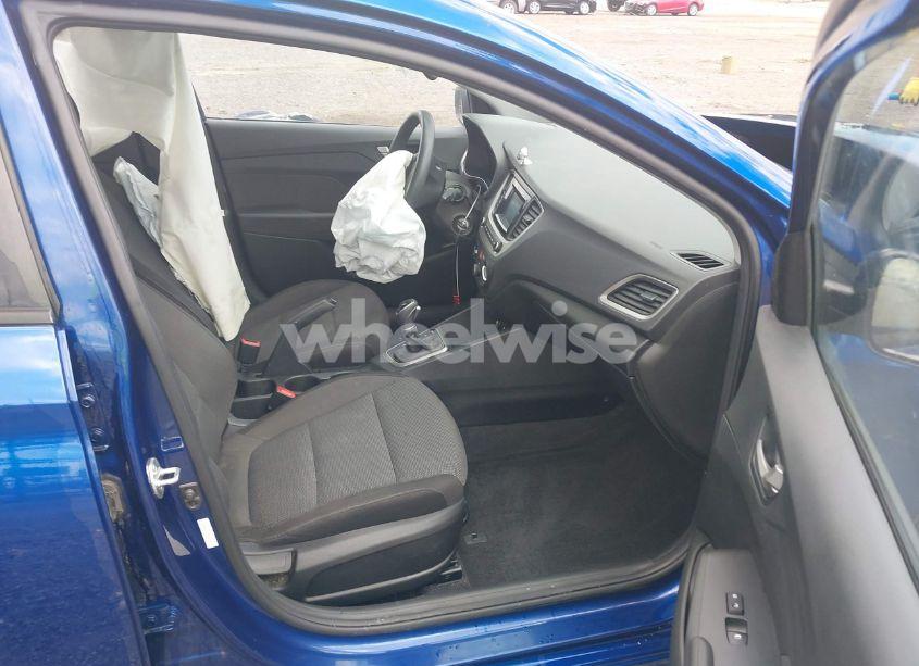 Photo 5 of 2019 Hyundai Accent SE (VIN 3KPC24A38KE069567)