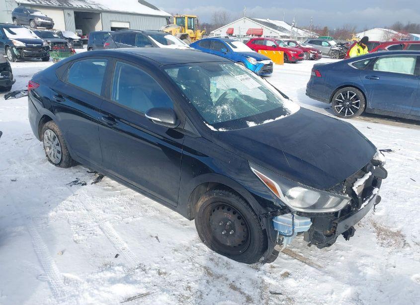 2019 Hyundai Accent SE (VIN 3KPC24A38KE082772) main photo