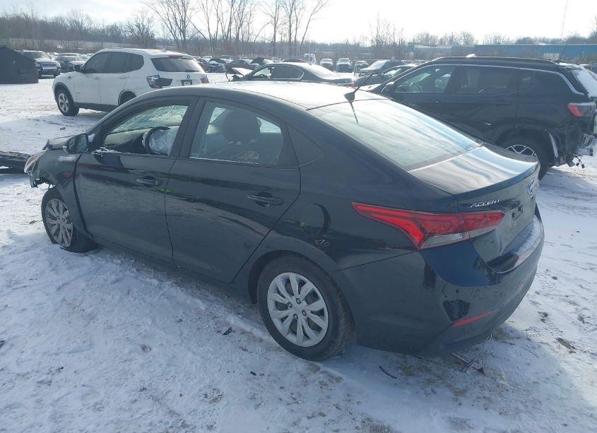 Photo 3 of 2019 Hyundai Accent SE (VIN 3KPC24A38KE082772)