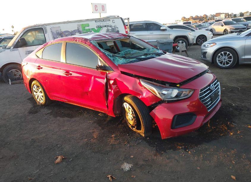 2019 Hyundai Accent SE (VIN 3KPC24A38KE083923) main photo