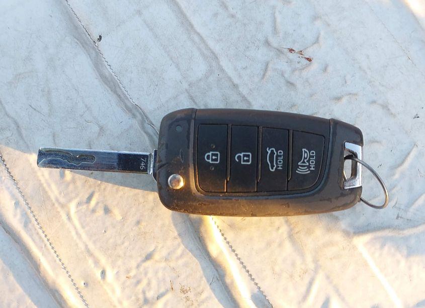 Photo 11 of 2019 Hyundai Accent SE (VIN 3KPC24A38KE083923)