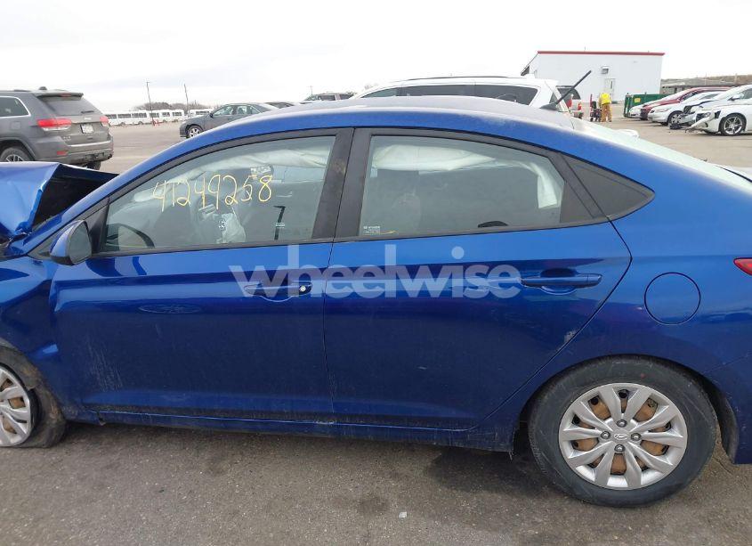 Photo 14 of 2018 Hyundai Accent SE (VIN 3KPC24A39JE017766)