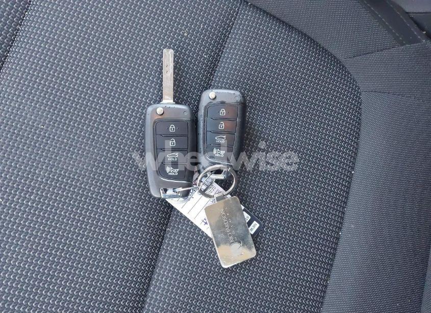 Photo 11 of 2018 Hyundai Accent SE (VIN 3KPC24A39JE034051)