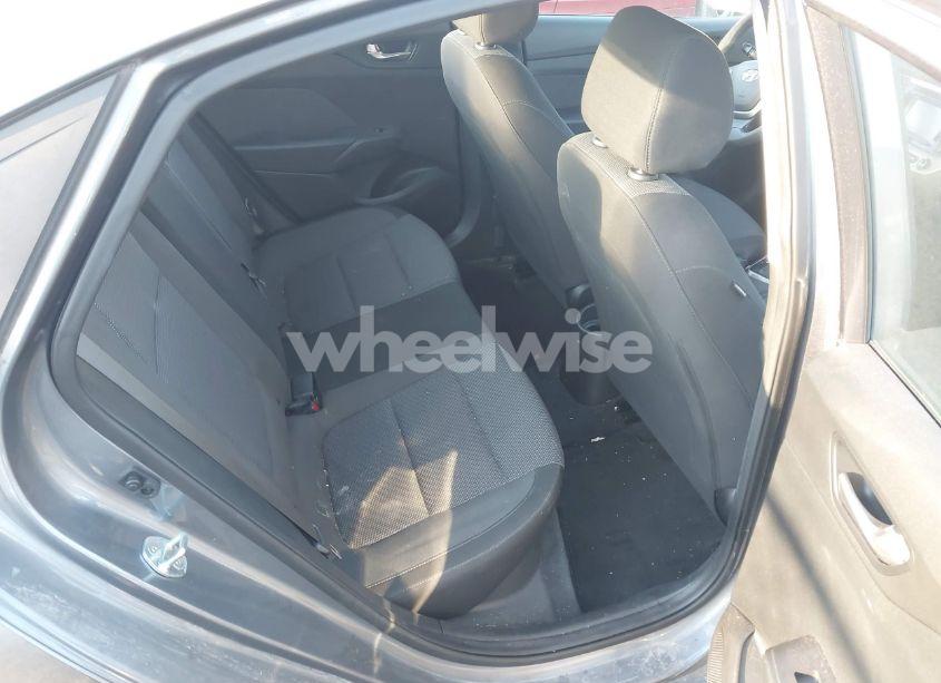 Photo 8 of 2018 Hyundai Accent SE (VIN 3KPC24A39JE034051)