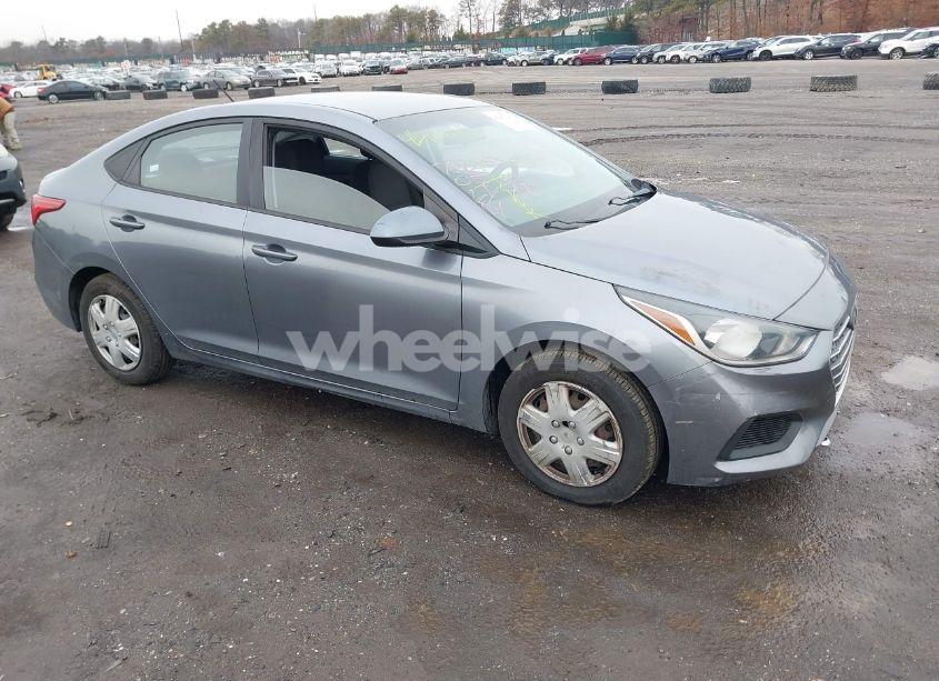 2019 Hyundai Accent SE (VIN 3KPC24A39KE042894) main photo